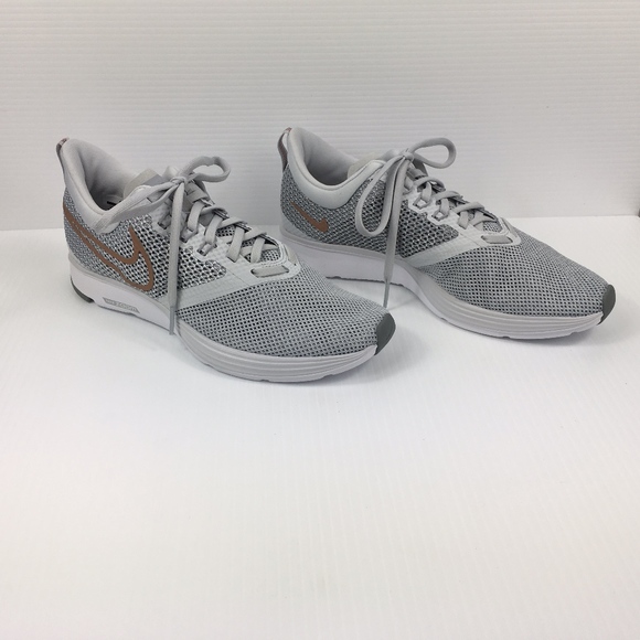 nike air zoom strike